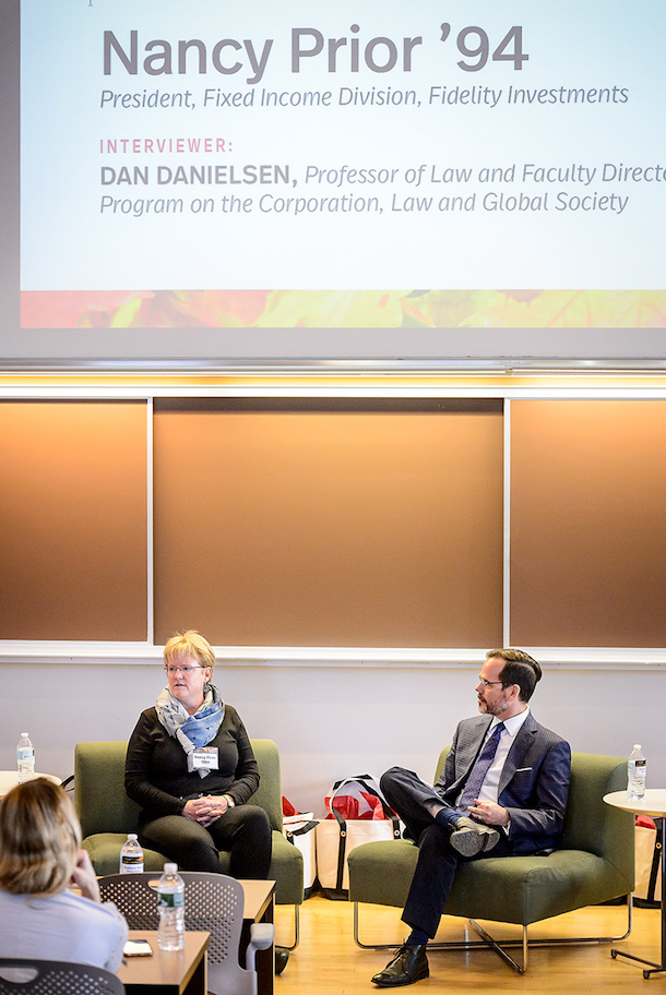 Nancy Prior ’94, President, Fixed Income at Fidelity Investments, is interviewed by Professor Dan Danielsen.